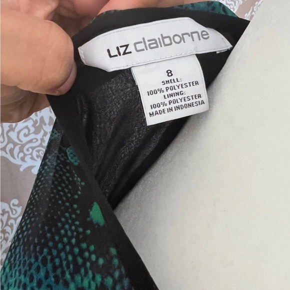 Dress - Picture 6 of 6